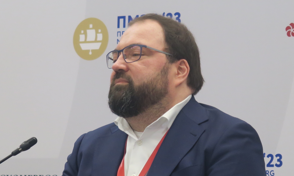 Шадаев: для повсеместного внедрения технологий ИИ создадут федеральный проект